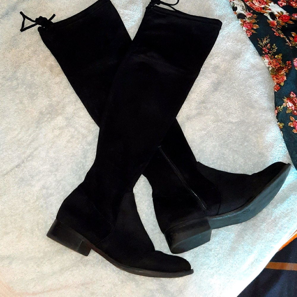 Black knee high suede boots